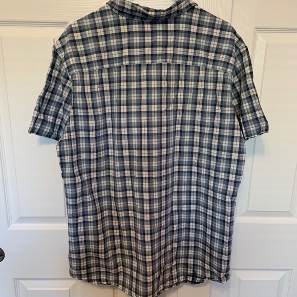 Columbia Men's Short Sleeved Plaid Button Down Shirt Blue White Size XL - Picture 11 of 12
